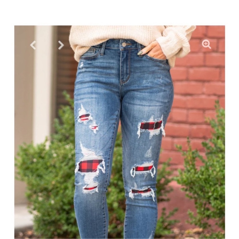 NWT Nordstrom Black Label Distress Red/Black Buffalo Plaid Patch Skinny‎ Jean 27